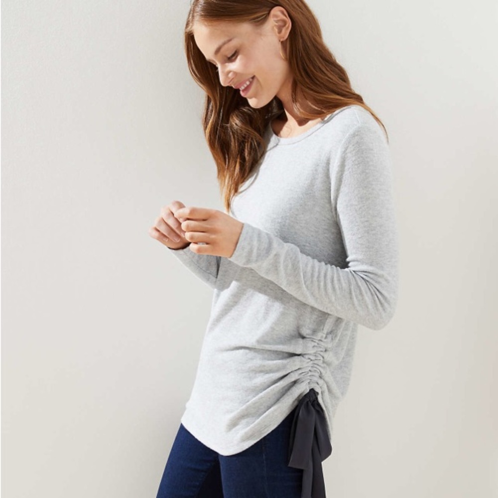 Loft  Gray Long Sleeve Sweater Size Medium